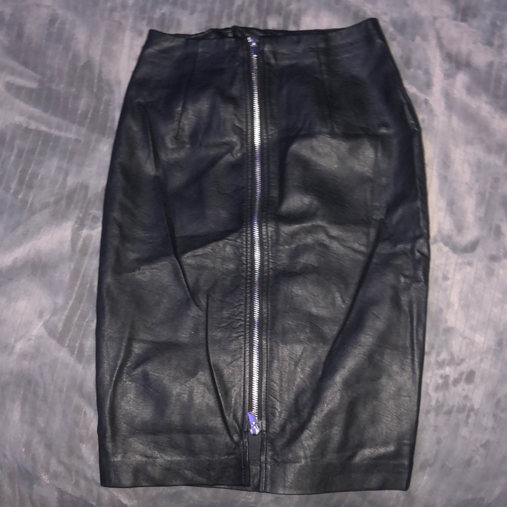 H&M Skirt very cute to wear